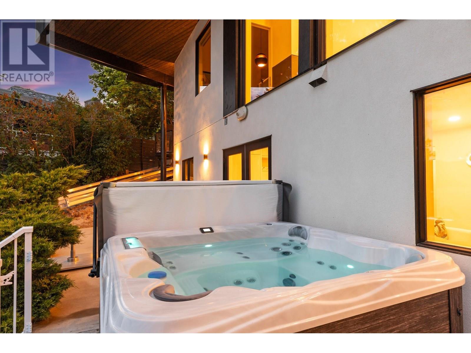 6857 Indian Rock Road, Naramata
