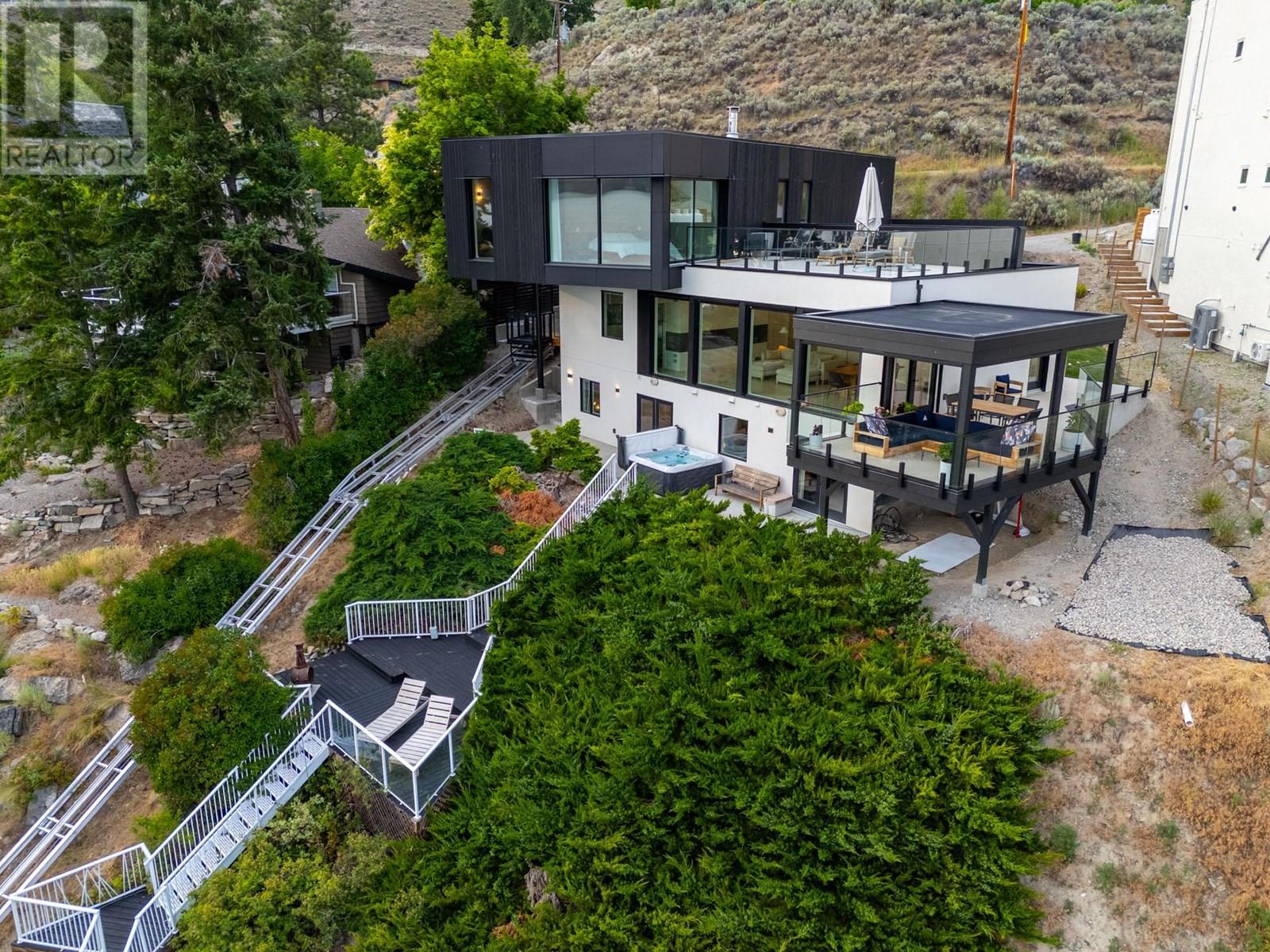 6857 Indian Rock Road, Naramata