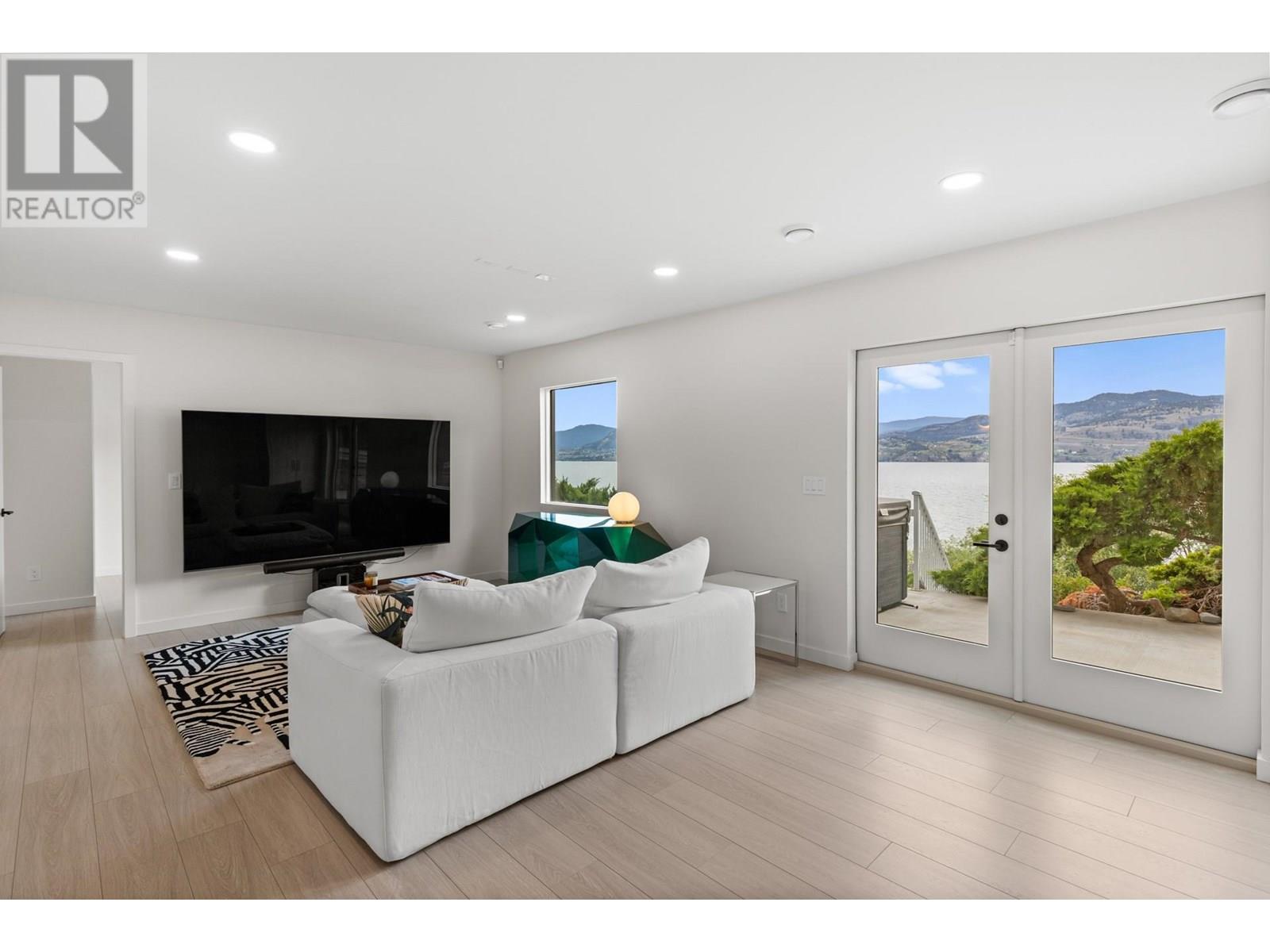 6857 Indian Rock Road, Naramata