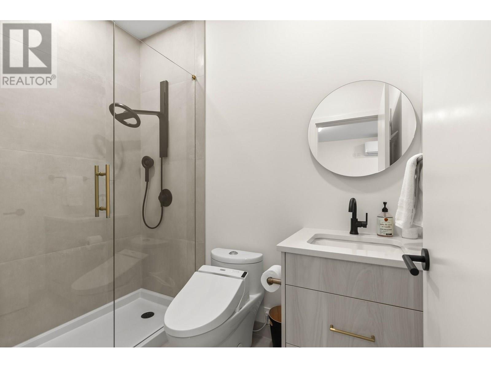 6857 Indian Rock Road, Naramata