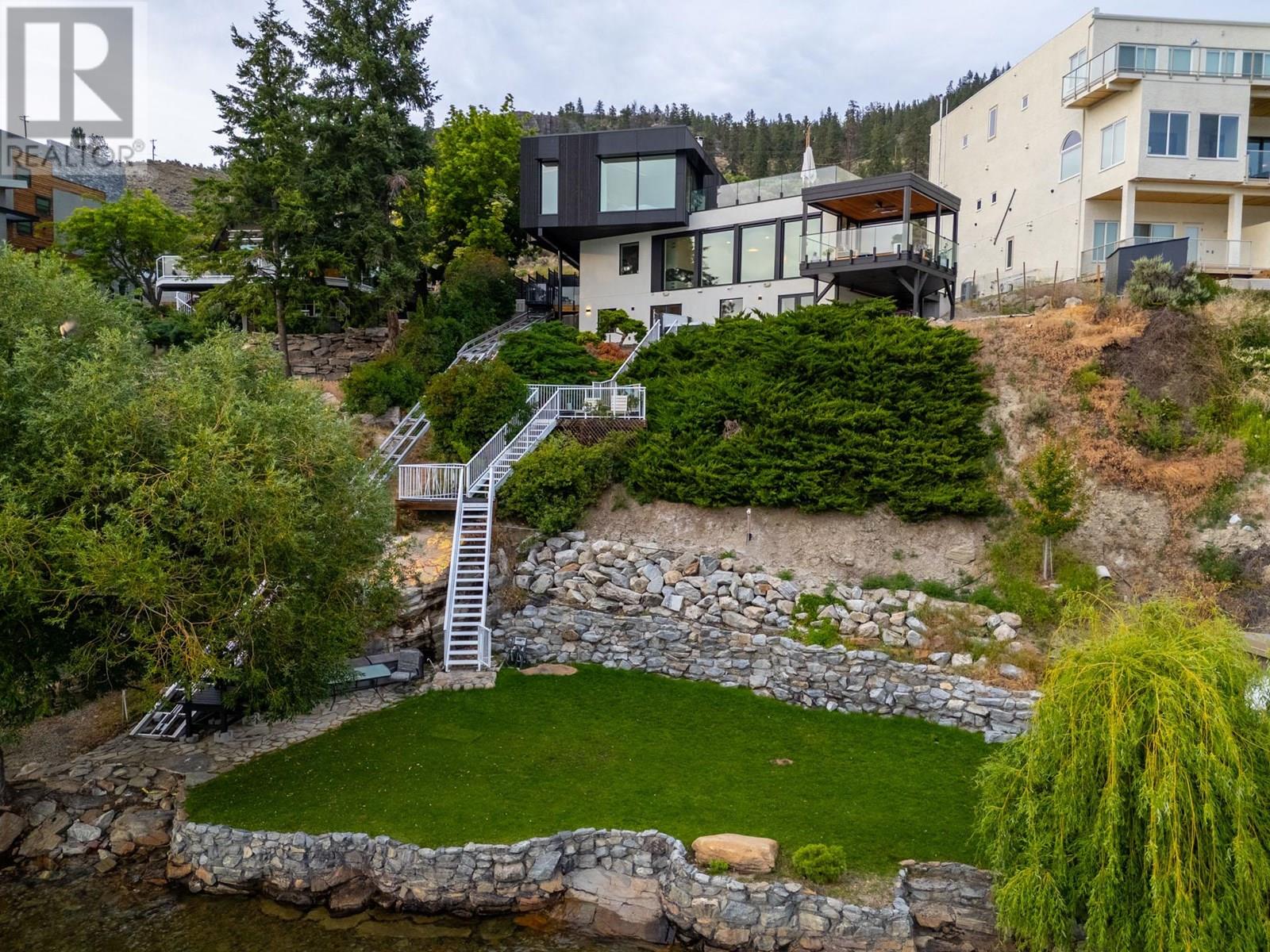6857 Indian Rock Road, Naramata