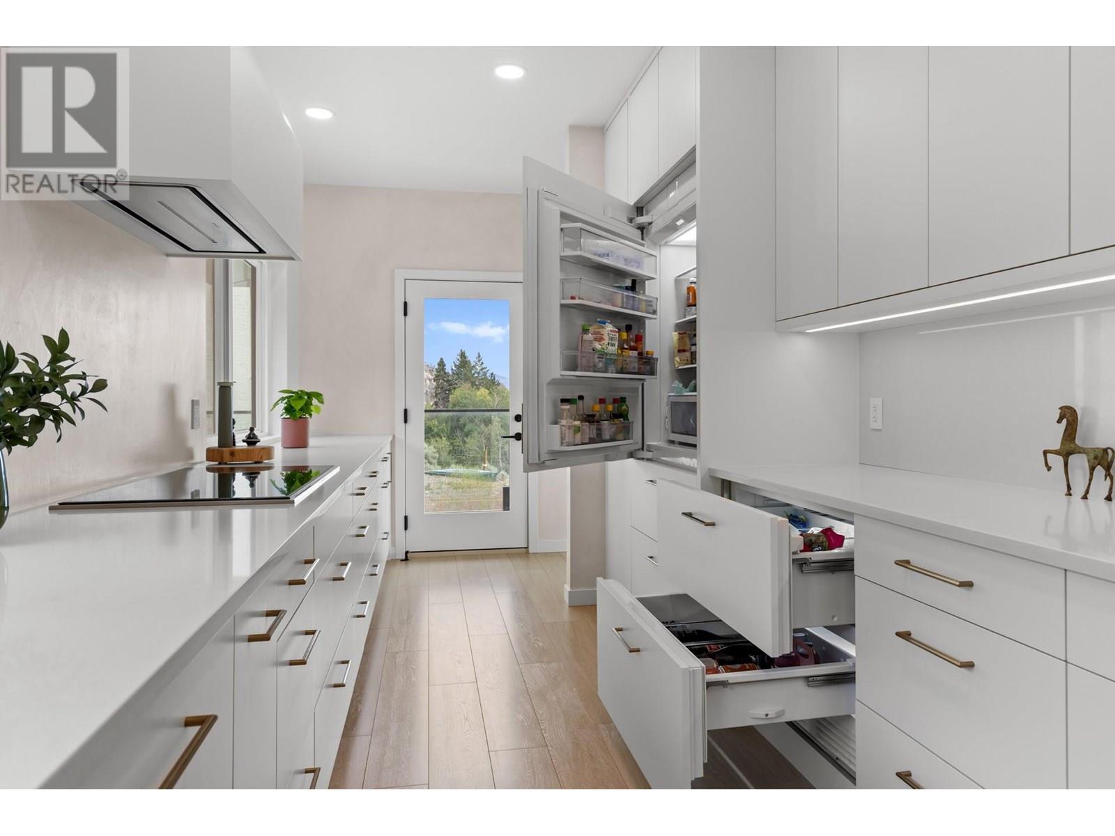 6857 Indian Rock Road, Naramata
