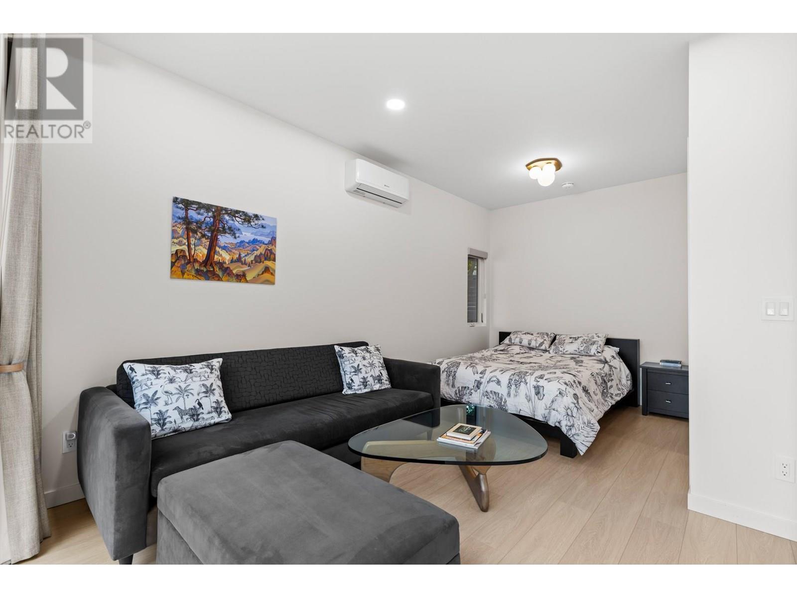 6857 Indian Rock Road, Naramata