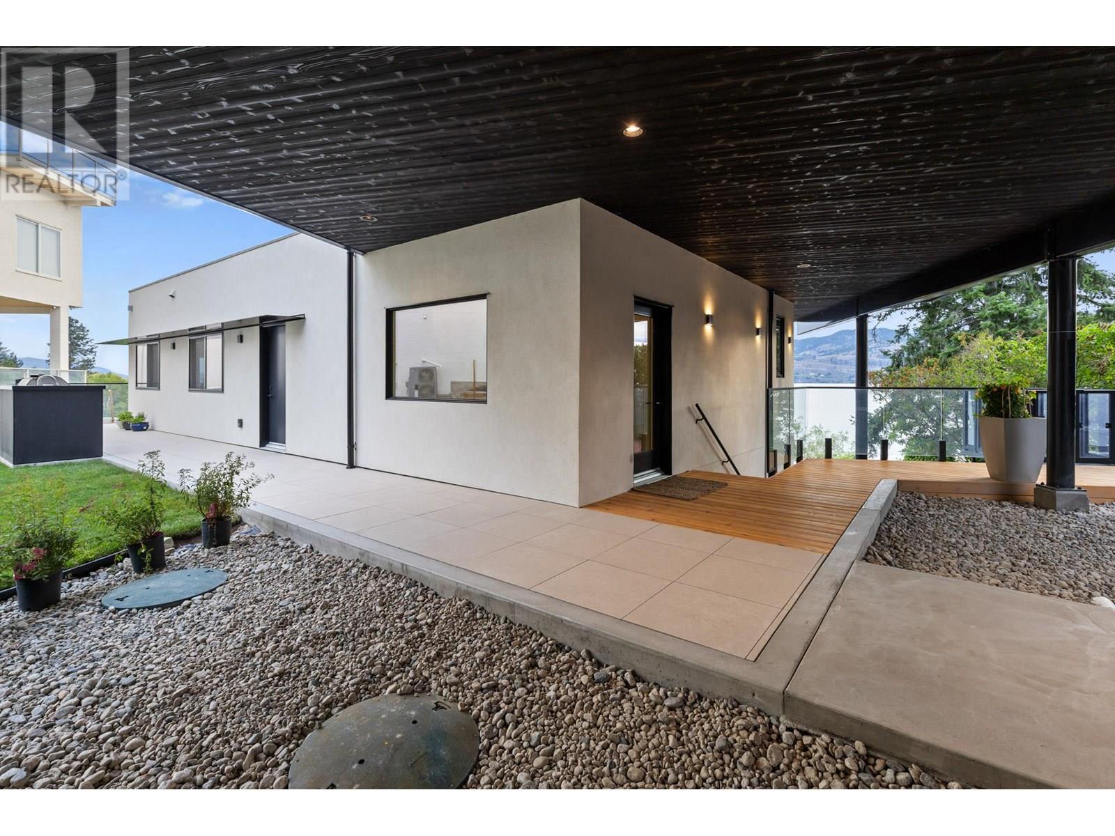 6857 Indian Rock Road, Naramata