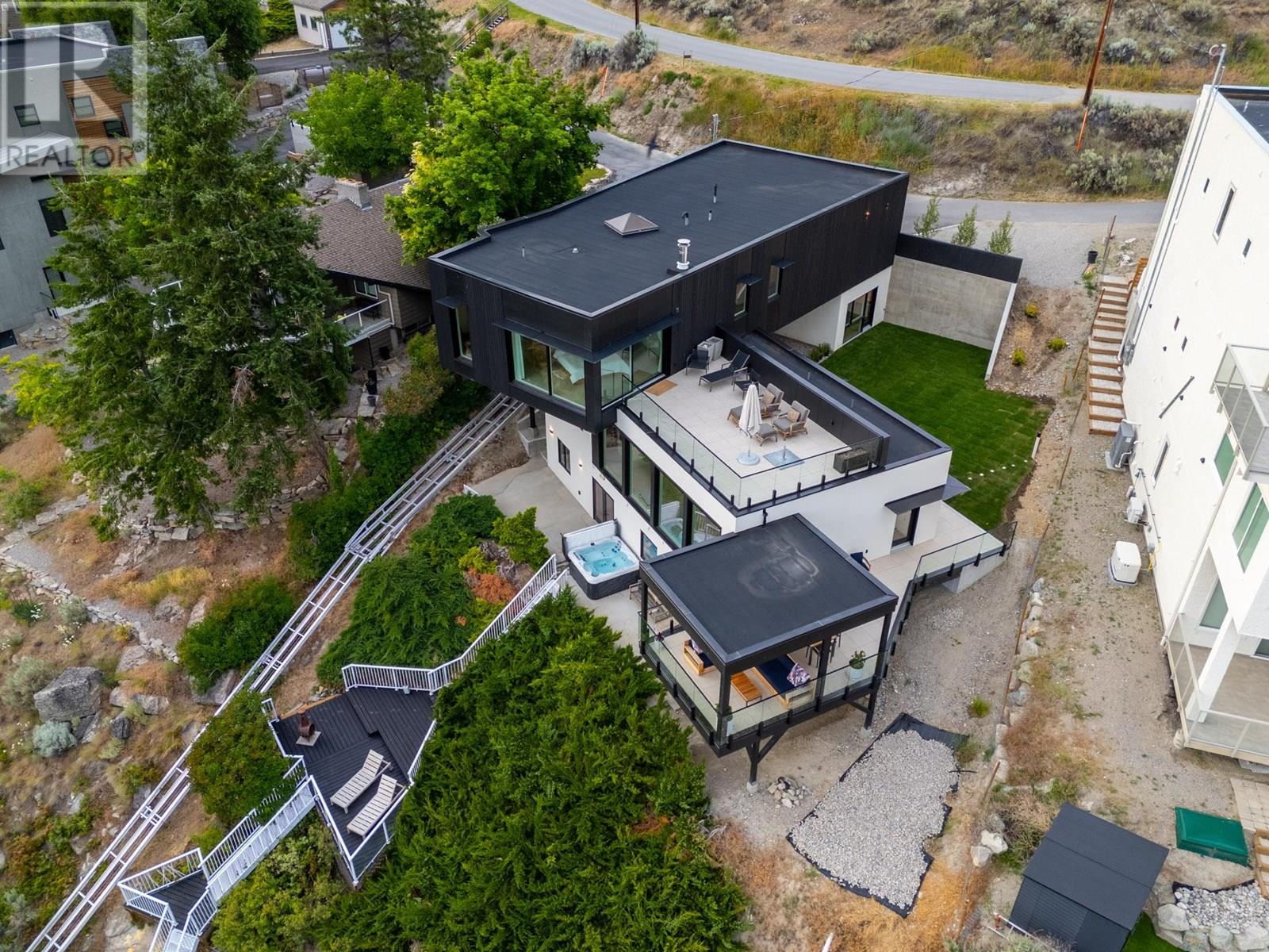 6857 Indian Rock Road, Naramata