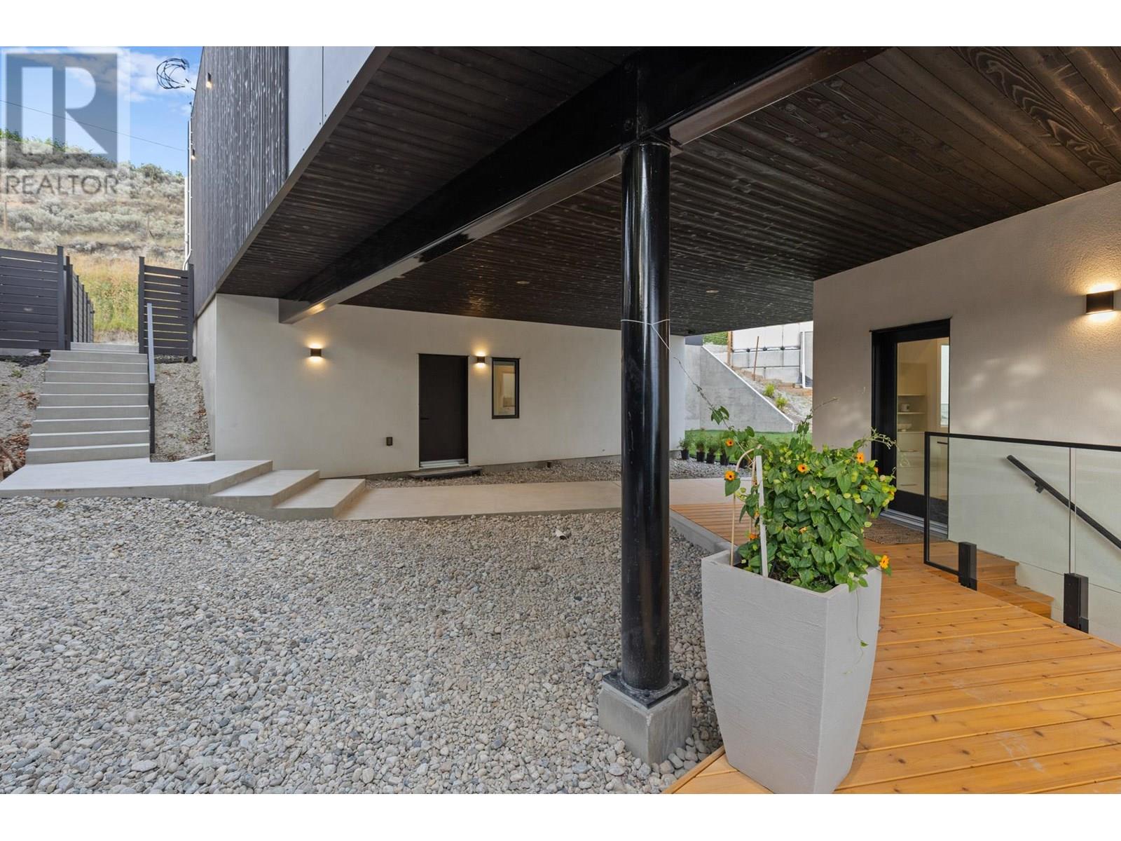 6857 Indian Rock Road, Naramata