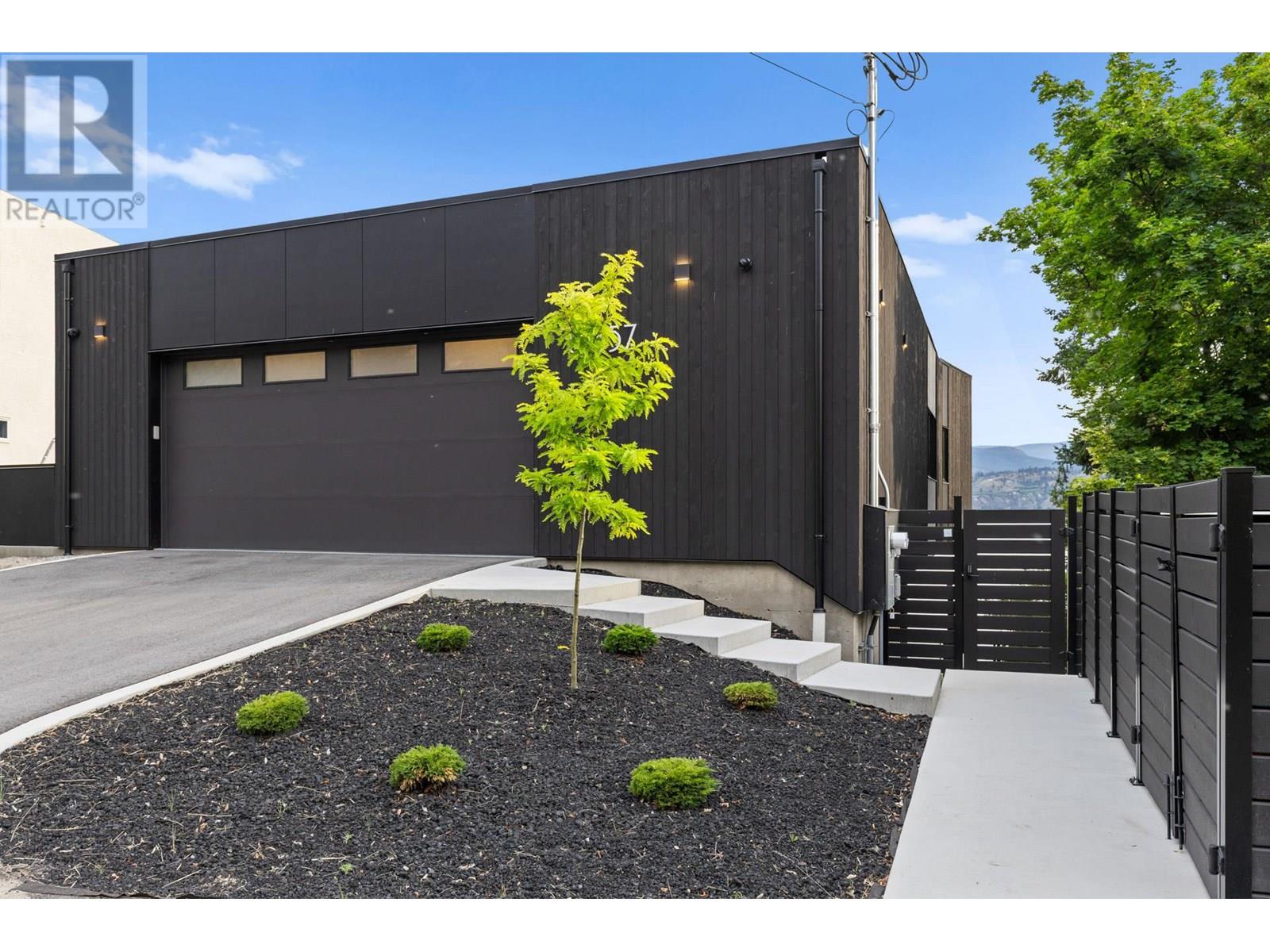 6857 Indian Rock Road, Naramata