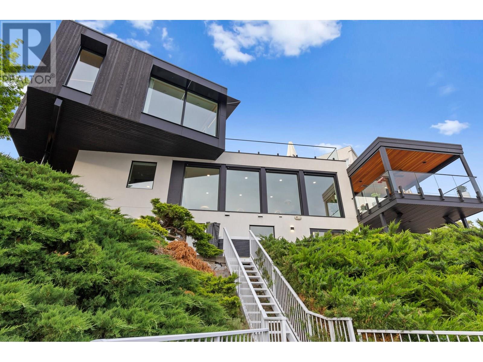 6857 Indian Rock Road, Naramata