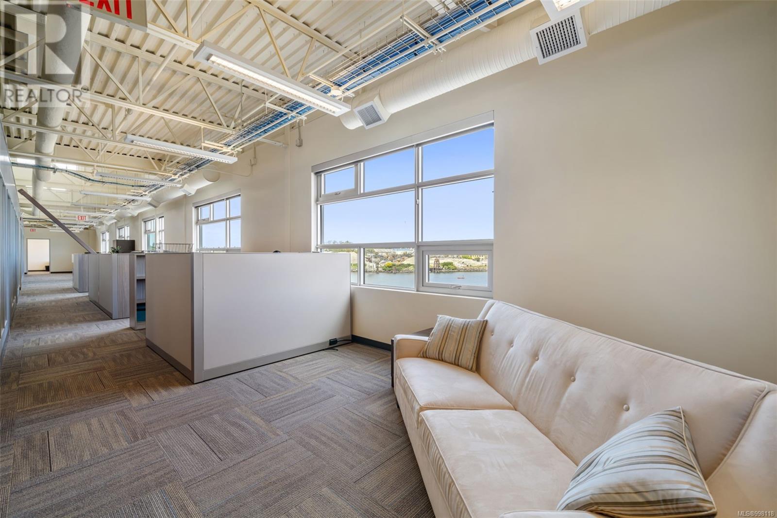 300-305 388 Harbour Road, Victoria