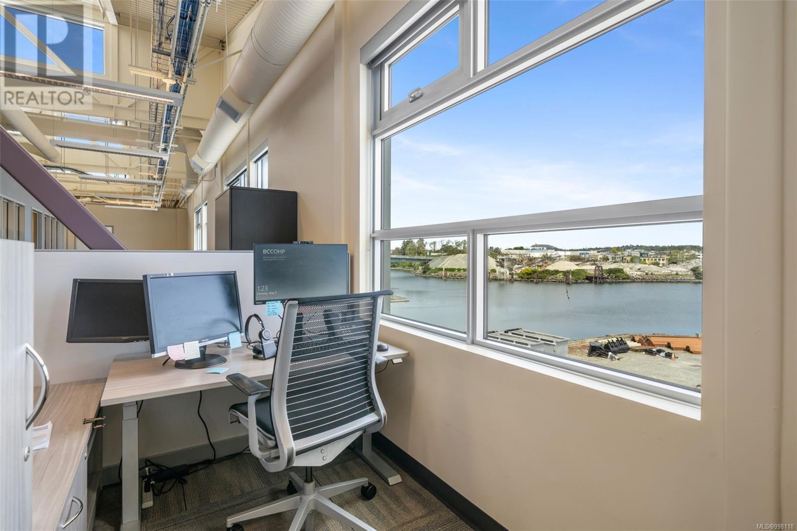 300-305 388 Harbour Road, Victoria