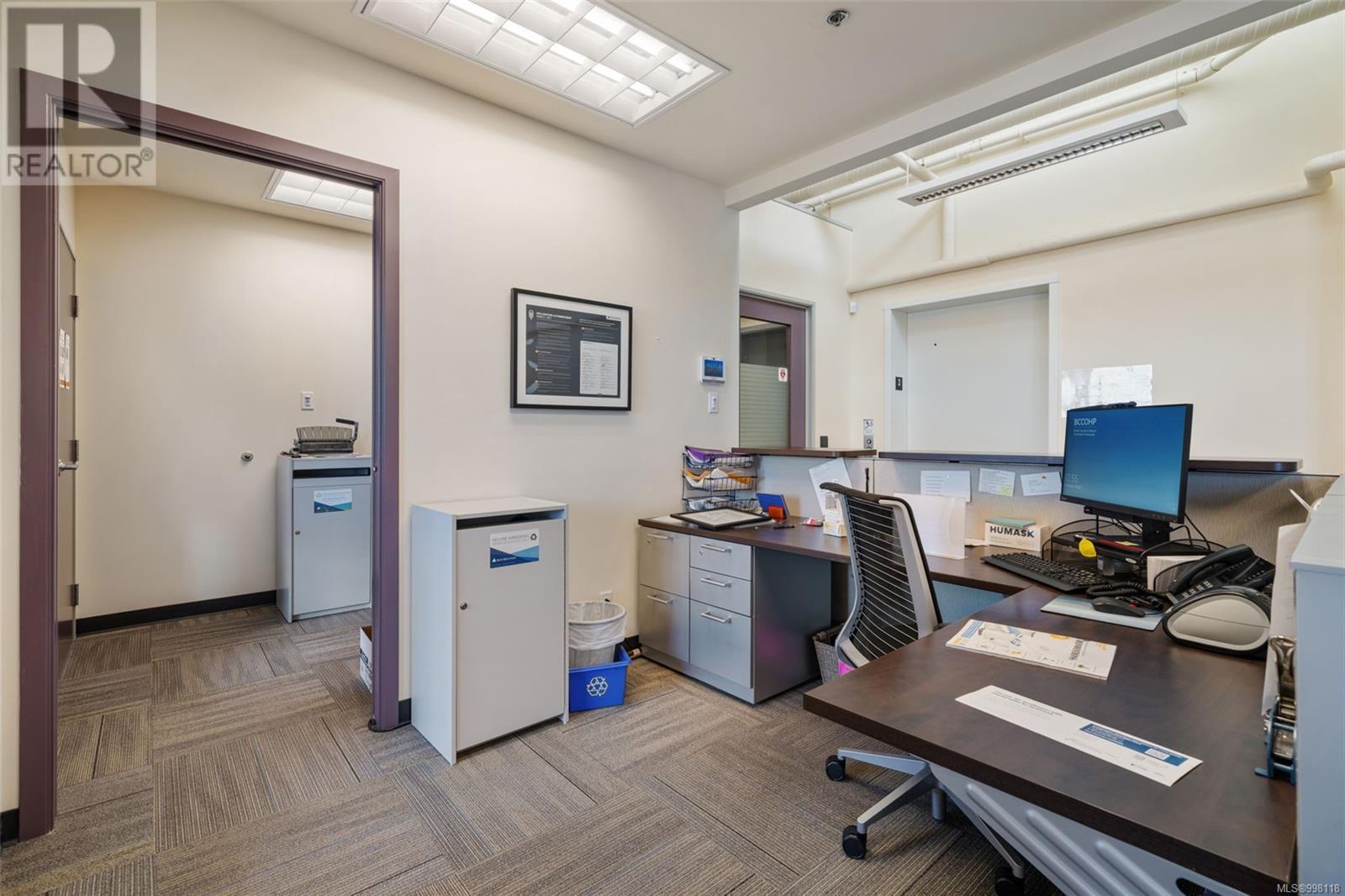 300-305 388 Harbour Road, Victoria