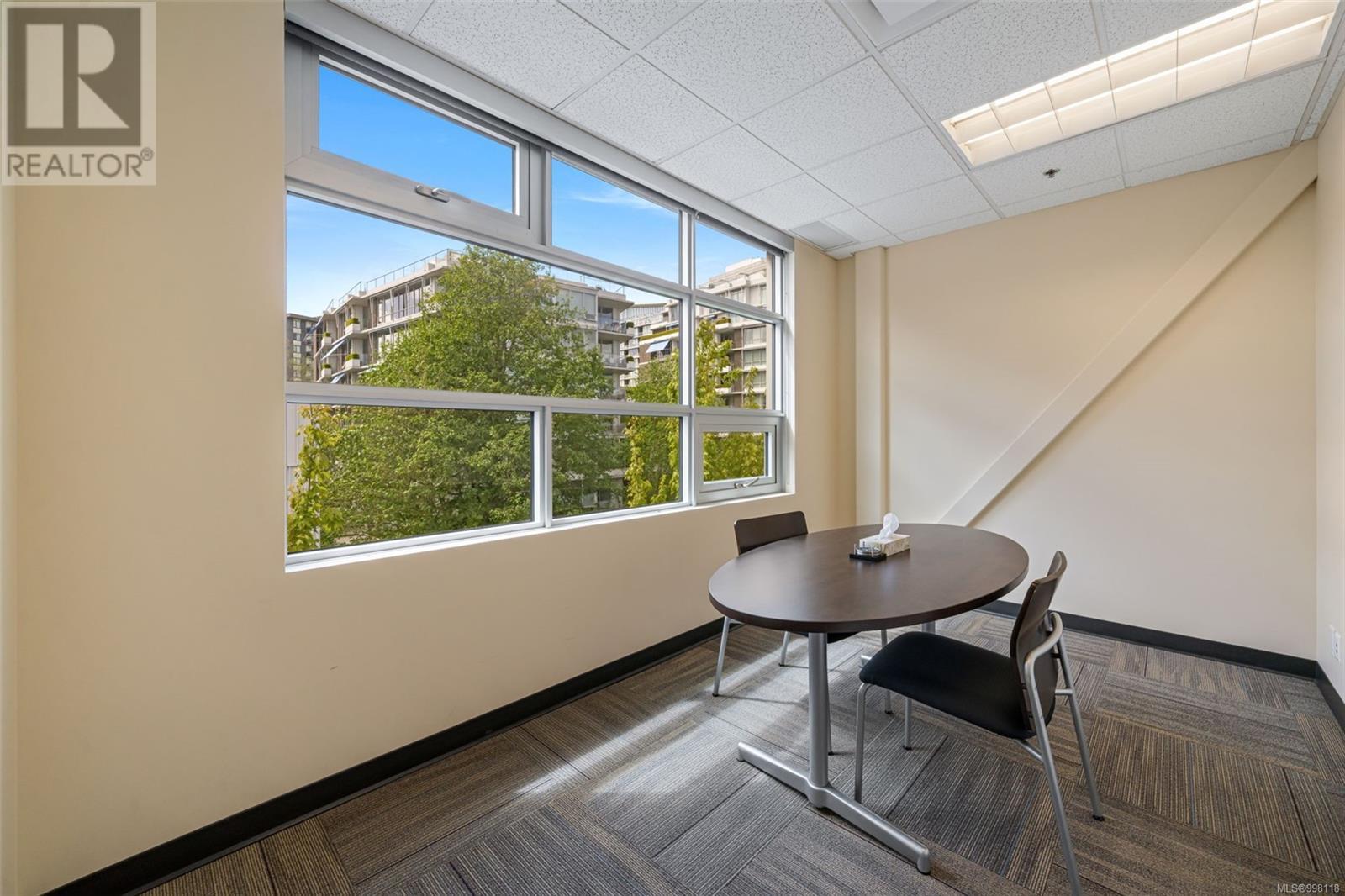 300-305 388 Harbour Road, Victoria