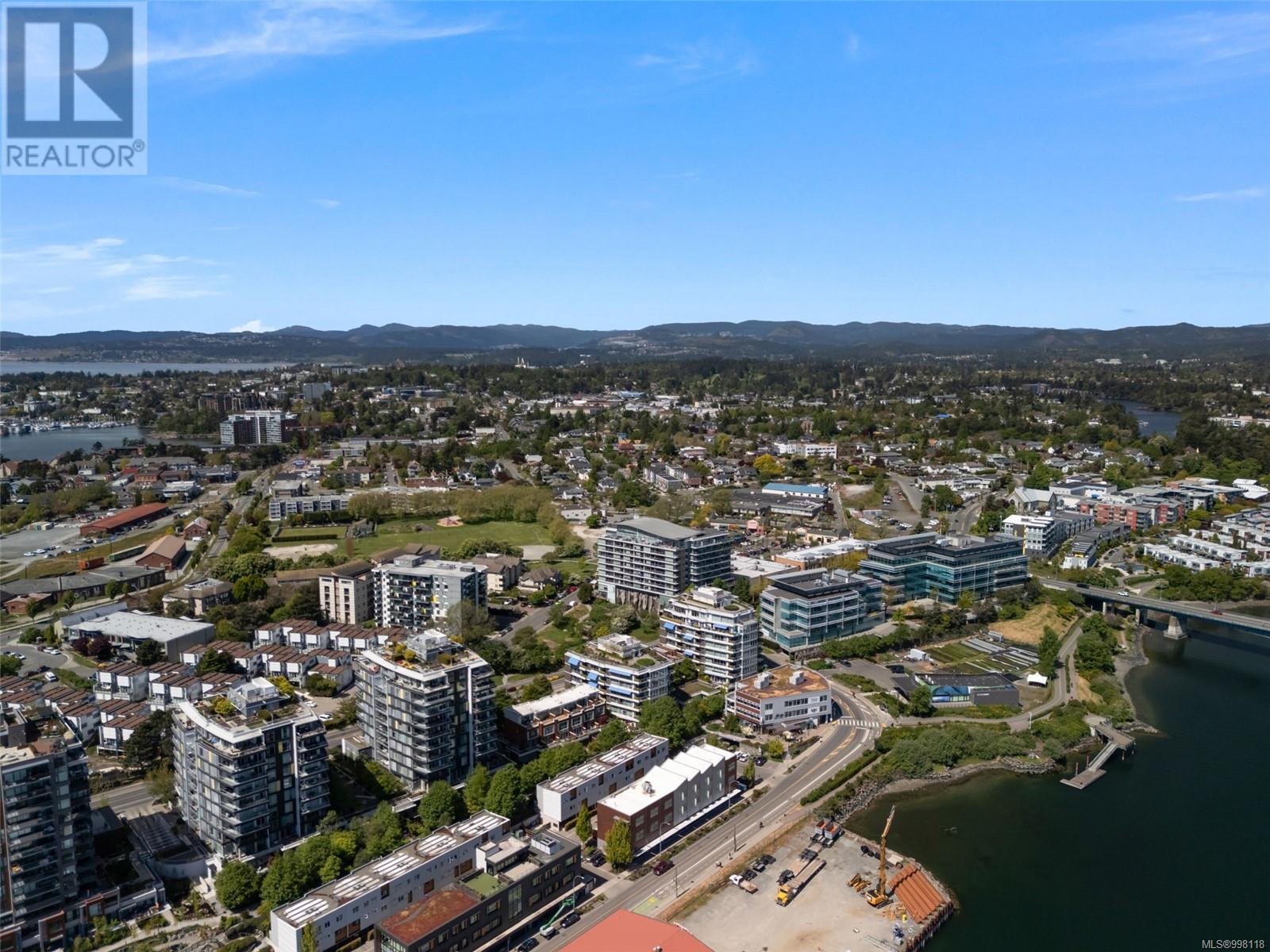 300-305 388 Harbour Road, Victoria