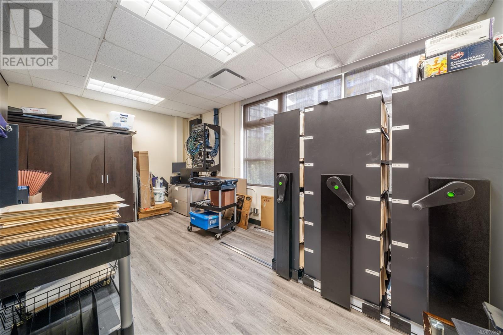 300-305 388 Harbour Road, Victoria