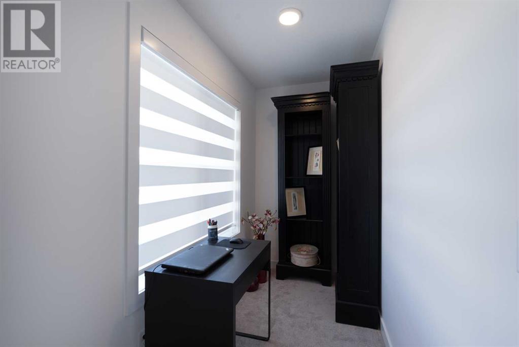 Single Family House for Sale in  Spring Creek Common SW Springbank Hill Calgary 