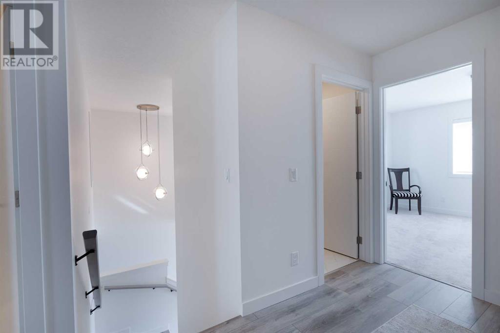 Single Family House for Sale in  Spring Creek Common SW Springbank Hill Calgary 