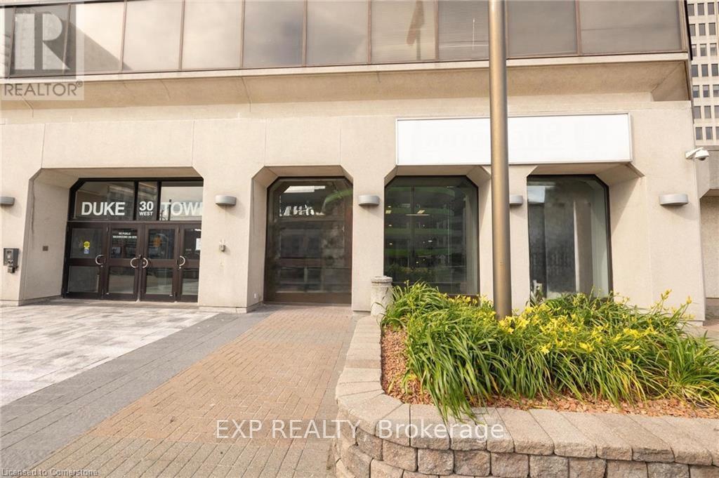 Photo 11 of 30 Duke Street W, Kitchener ON