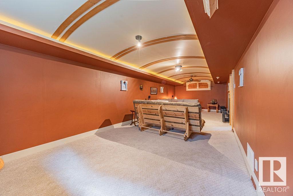 Photo 38 of 11133 57 St Nw, Edmonton AB