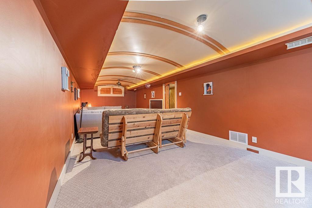 Photo 39 of 11133 57 St Nw, Edmonton AB
