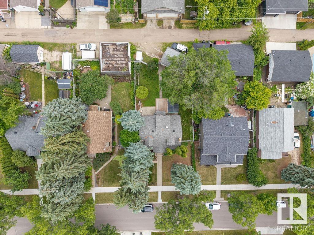 Photo 65 of 11133 57 St Nw, Edmonton AB