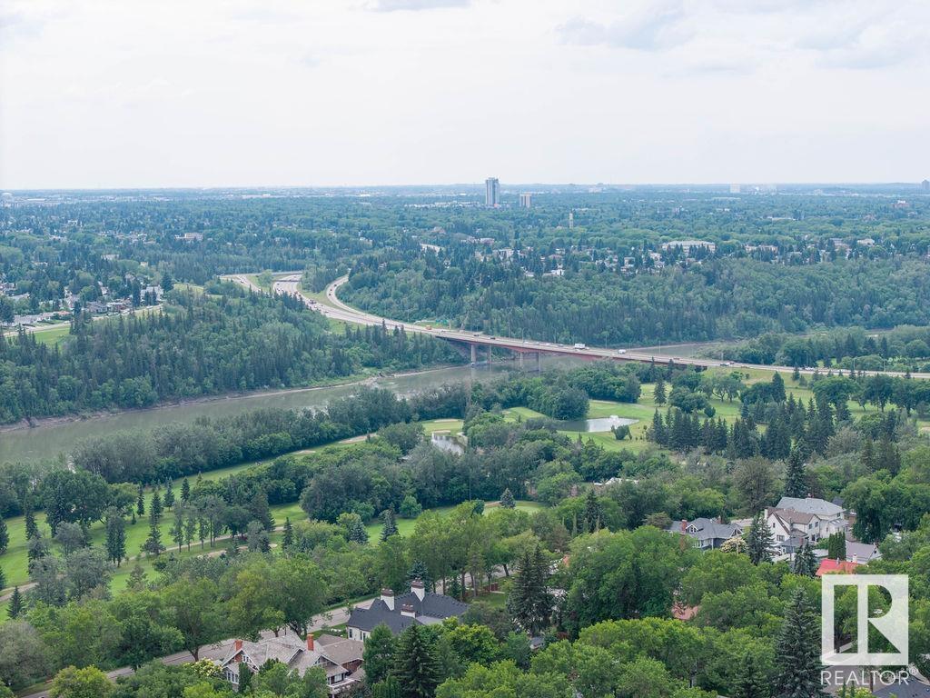 Photo 68 of 11133 57 St Nw, Edmonton AB
