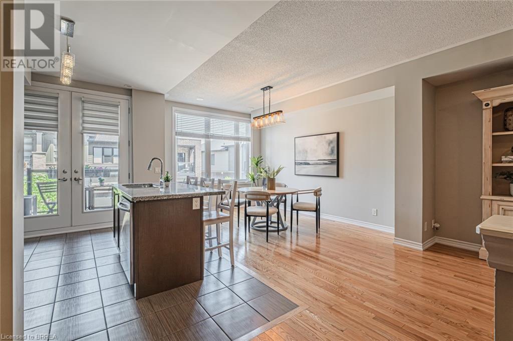 Photo 10 of 422 Athabasca Common, Oakville ON