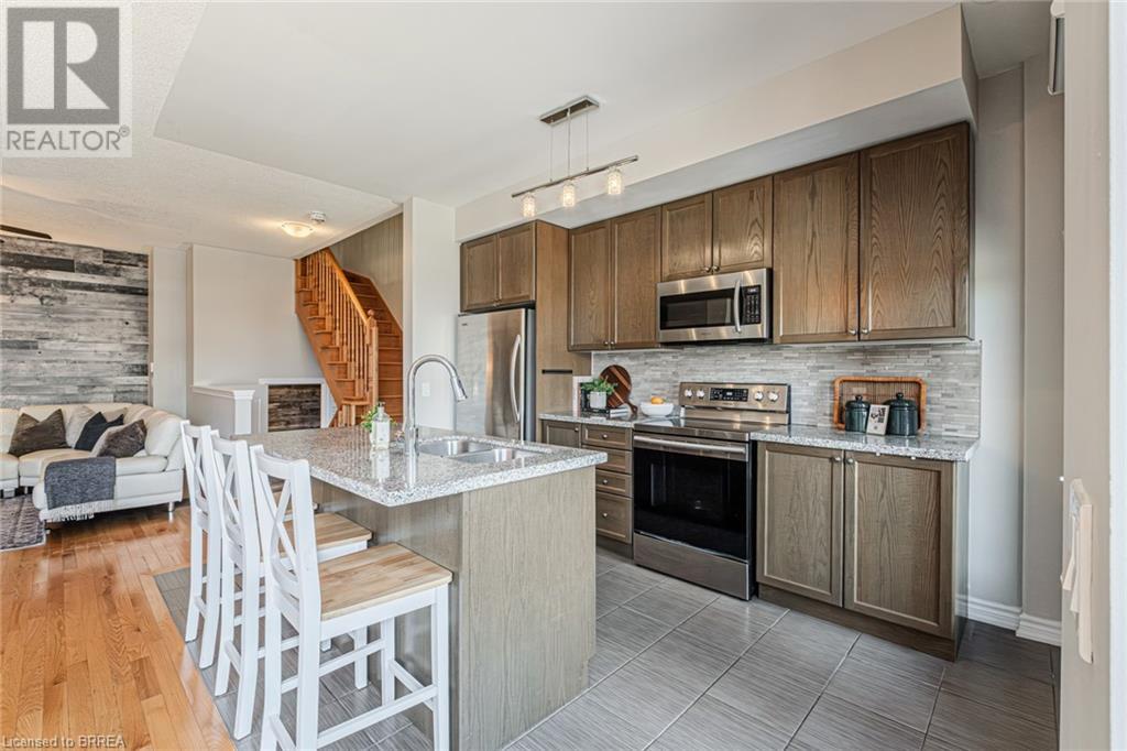 Photo 13 of 422 Athabasca Common, Oakville ON