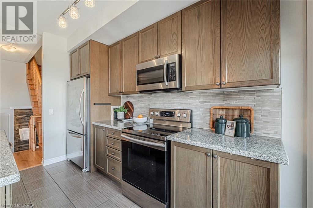 Photo 14 of 422 Athabasca Common, Oakville ON