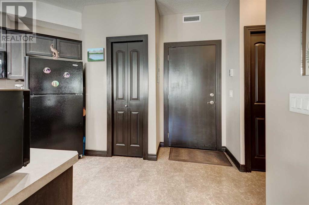 Single Family House for Sale in   Royal Oak Plaza NW Royal Oak Calgary 
