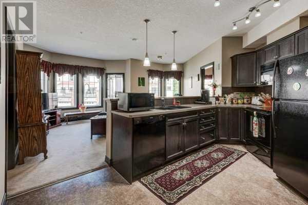 Single Family House for Sale in   Royal Oak Plaza NW Royal Oak Calgary 