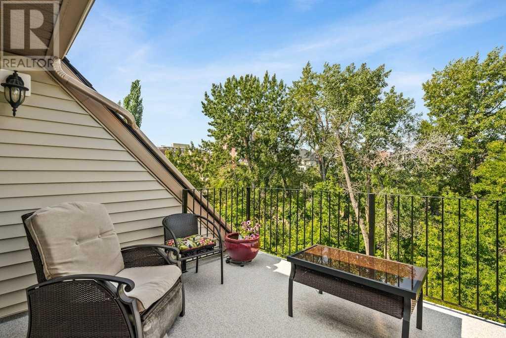Single Family House for Sale in  Erlton Street SW Erlton Calgary 