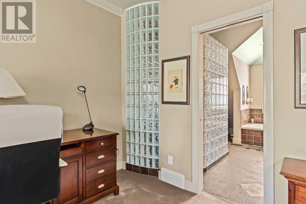 Single Family House for Sale in  Erlton Street SW Erlton Calgary 