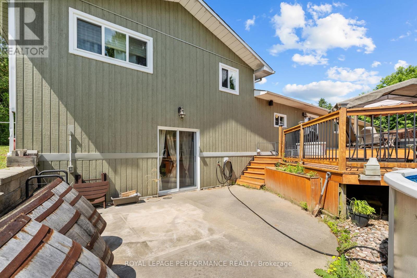 Photo 41 of 1430 Notre Dame Street, Russell ON
