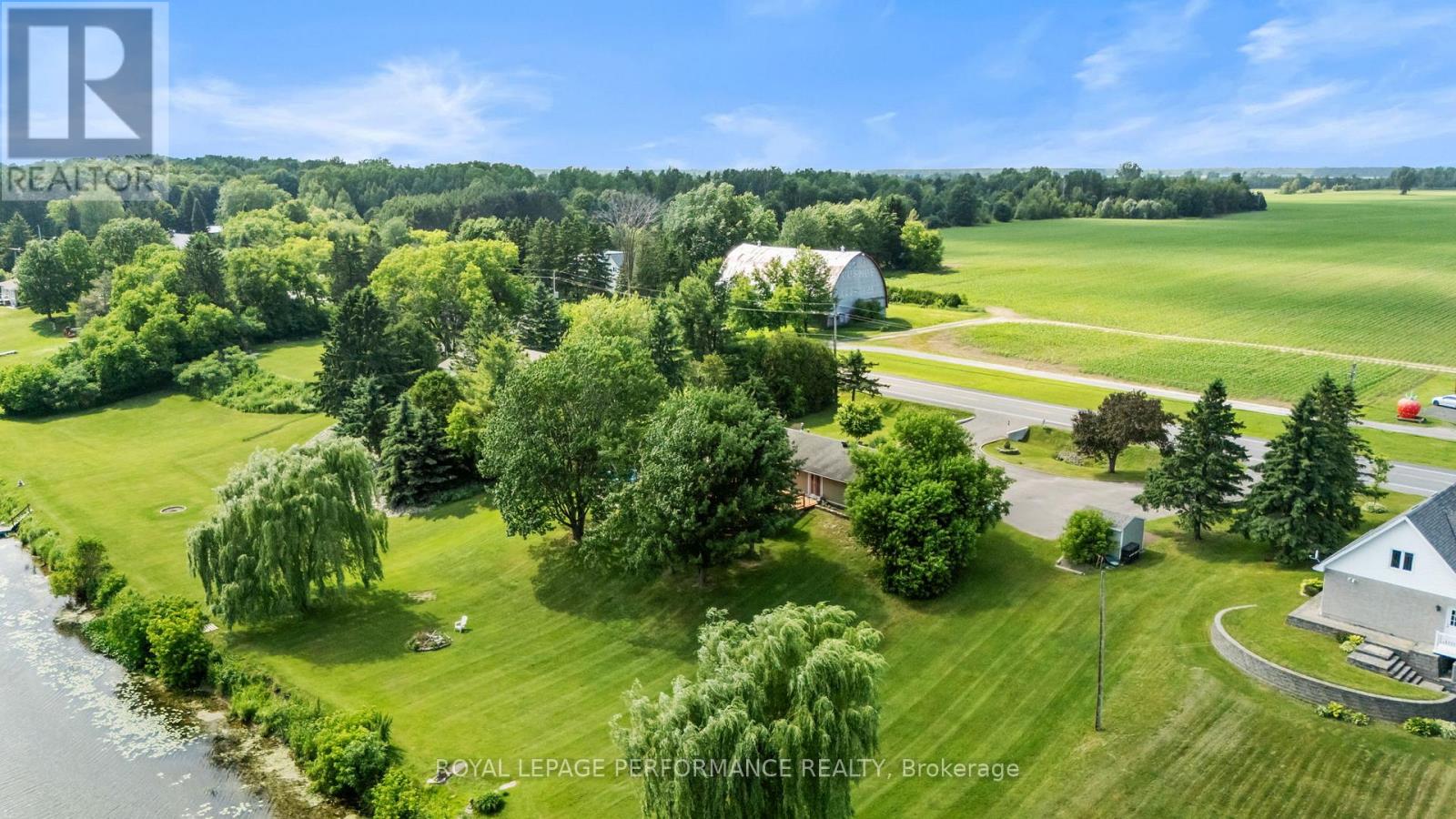 Photo 39 of 1430 Notre Dame Street, Russell ON