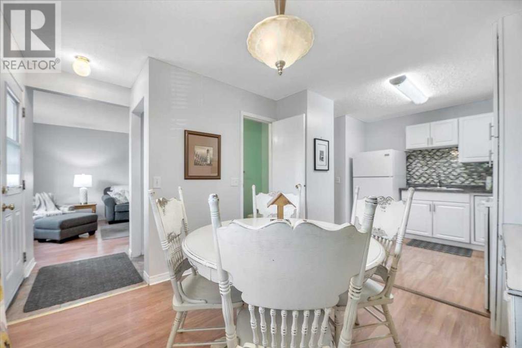 Single Family House for Sale in S  Lynnview Road SE Ogden Calgary 
