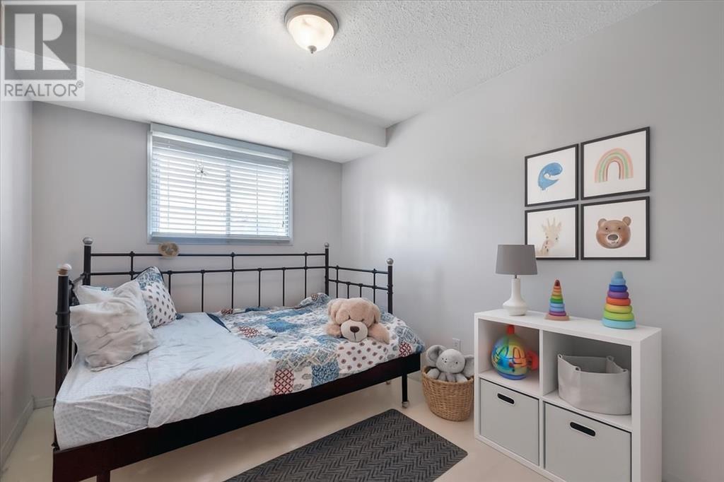 Single Family House for Sale in S  Lynnview Road SE Ogden Calgary 