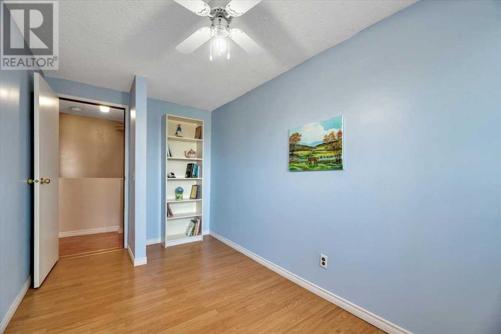 Single Family House for Sale in S  Lynnview Road SE Ogden Calgary 