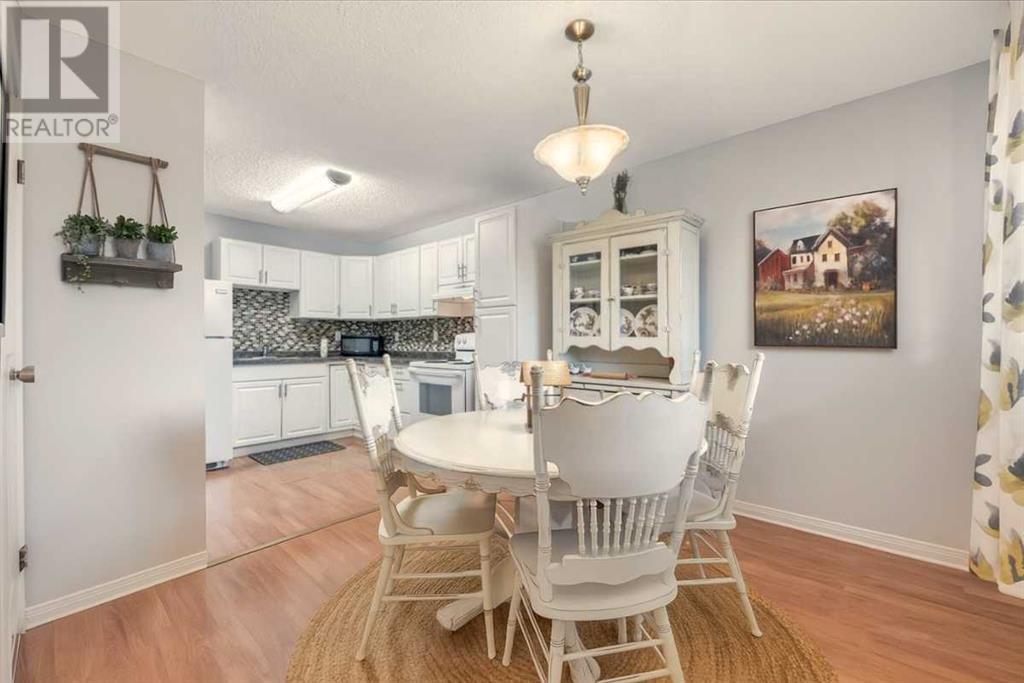 Single Family House for Sale in S  Lynnview Road SE Ogden Calgary 