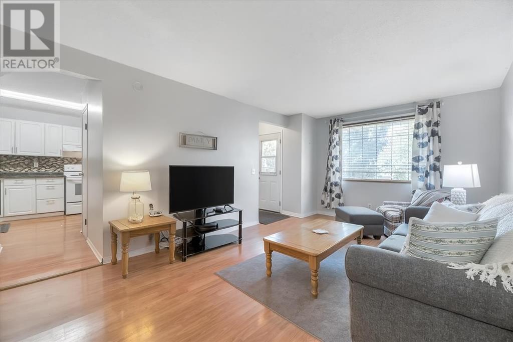Single Family House for Sale in S  Lynnview Road SE Ogden Calgary 