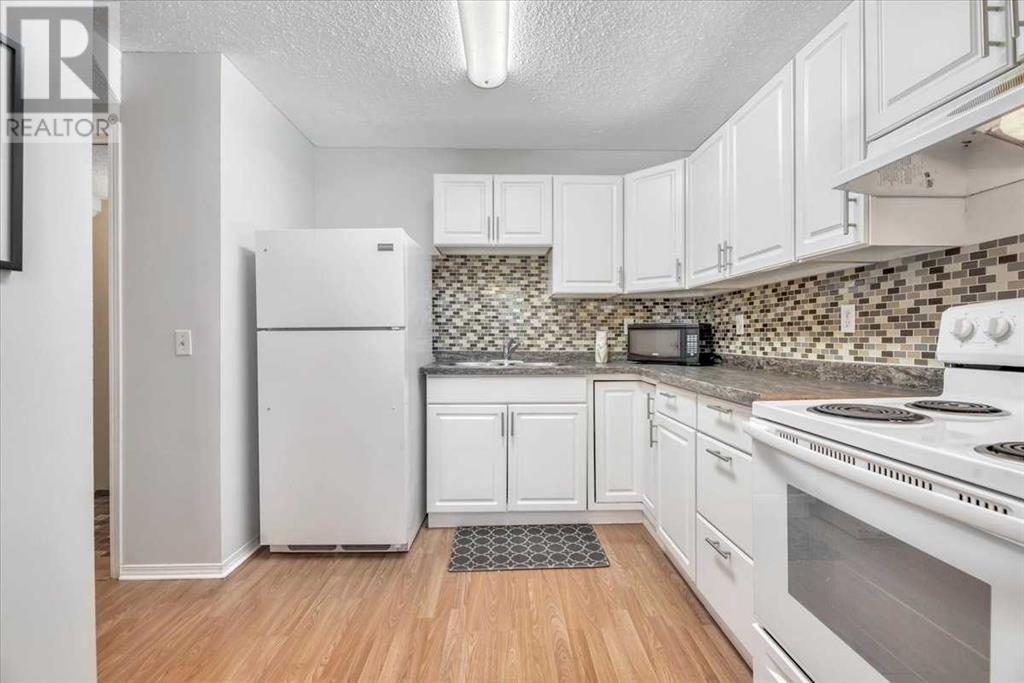 Single Family House for Sale in S  Lynnview Road SE Ogden Calgary 