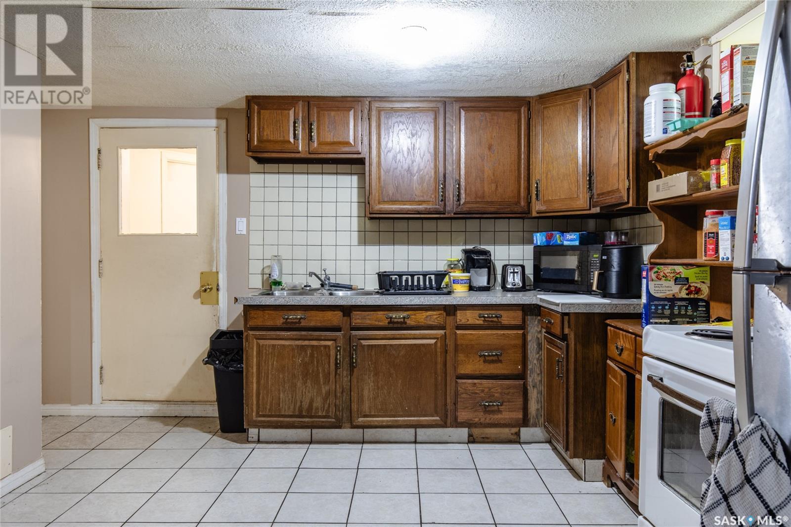 Photo 9 of 1115 6th Avenue Nw, Moose Jaw SK