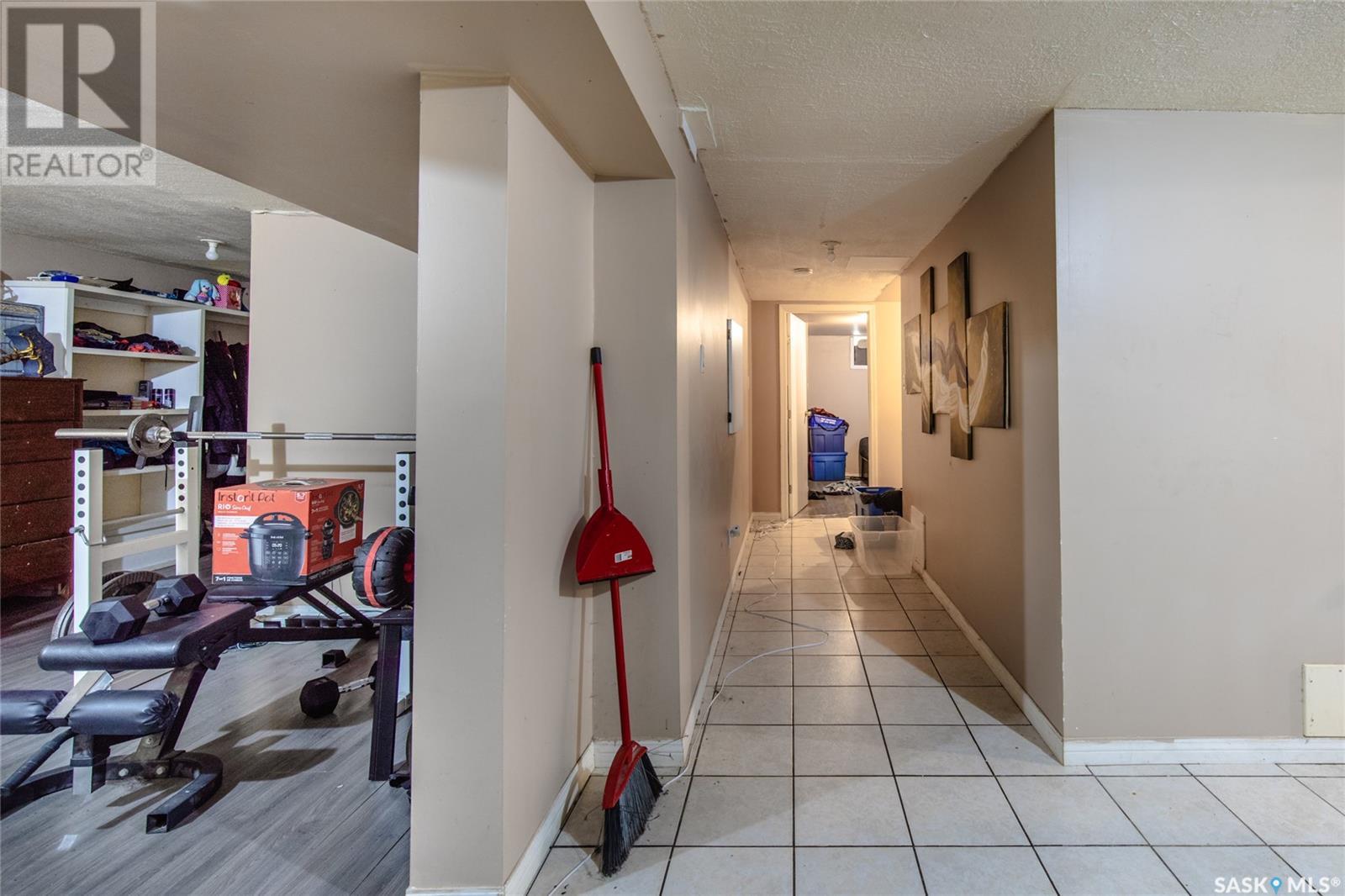 Photo 14 of 1115 6th Avenue Nw, Moose Jaw SK