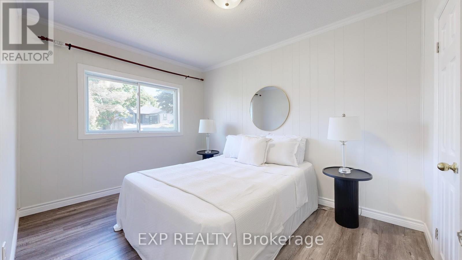 Photo 19 of 272 Mcmillan Drive, Georgina ON