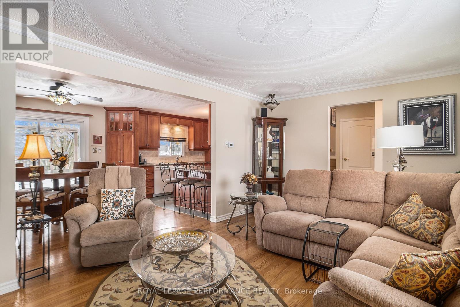 Photo 32 of 1430 Notre Dame Street, Russell ON