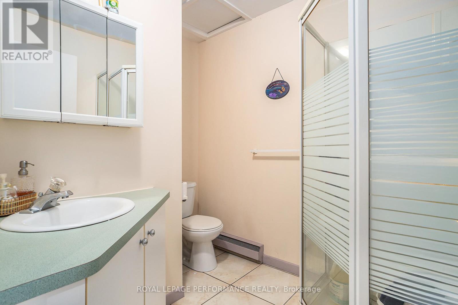 Photo 9 of 1430 Notre Dame Street, Russell ON