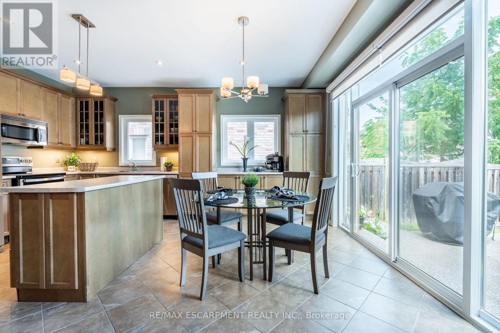 Photo 11 of 4670 Huffman Road, Burlington ON