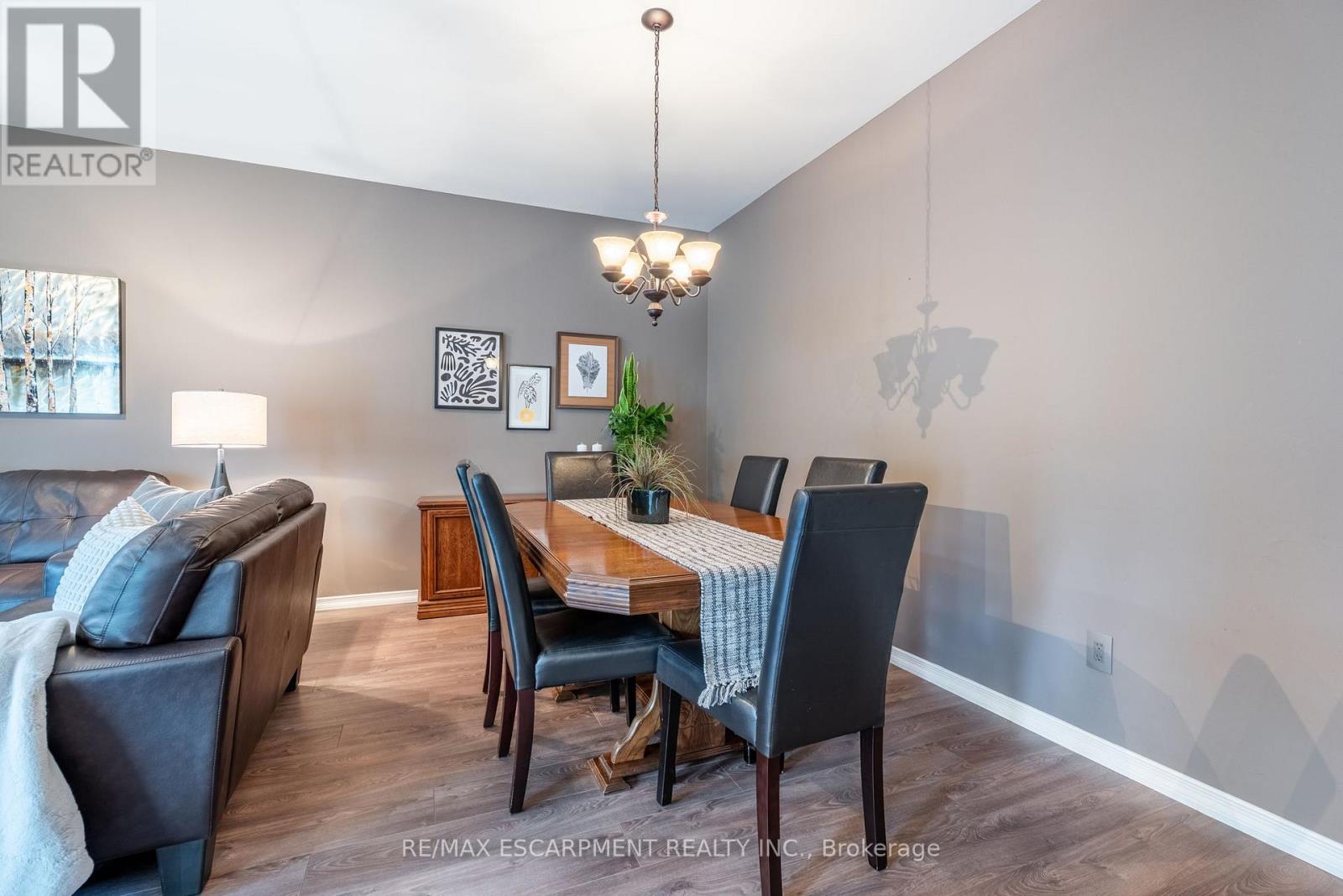 Photo 15 of 4670 Huffman Road, Burlington ON