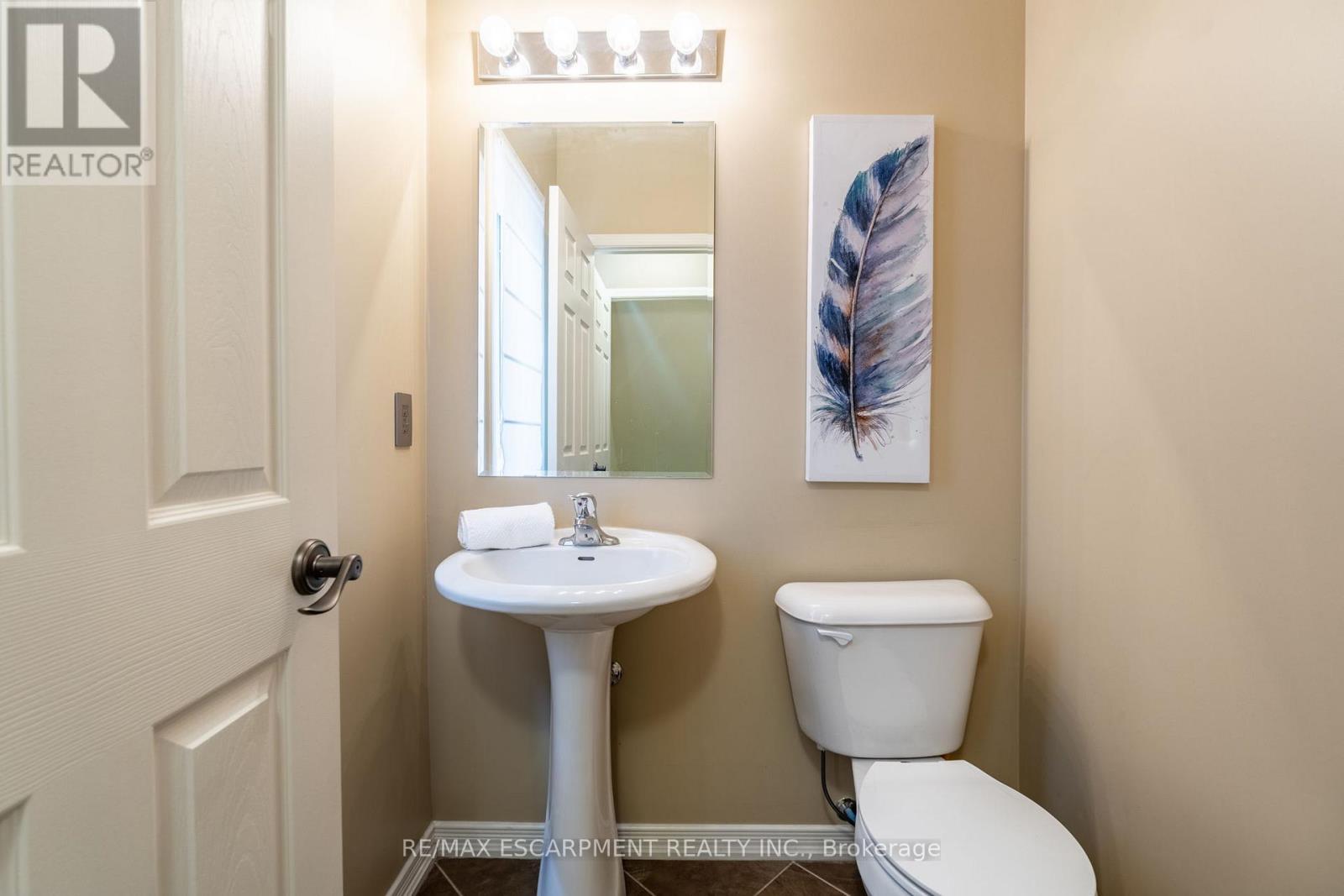 Photo 17 of 4670 Huffman Road, Burlington ON