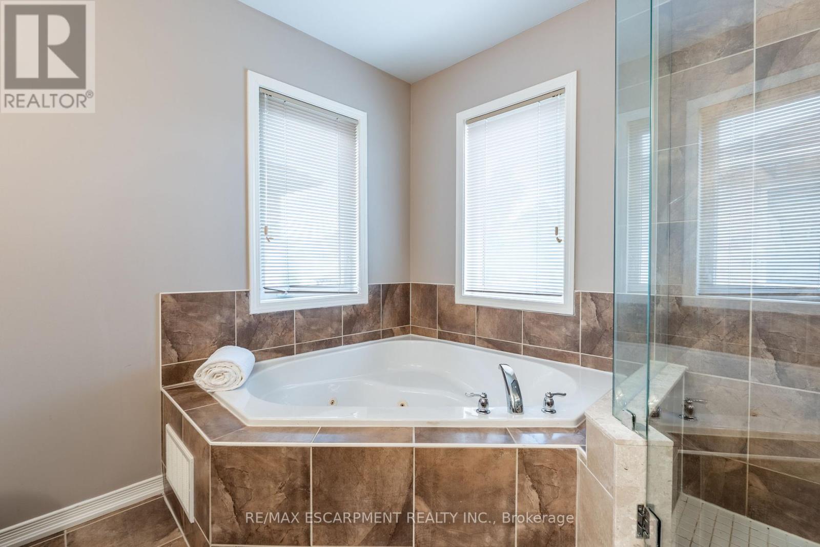 Photo 24 of 4670 Huffman Road, Burlington ON