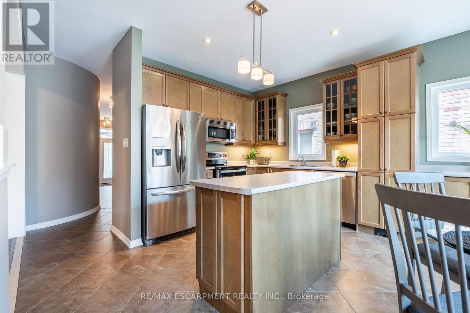 Photo 7 of 4670 Huffman Road, Burlington ON
